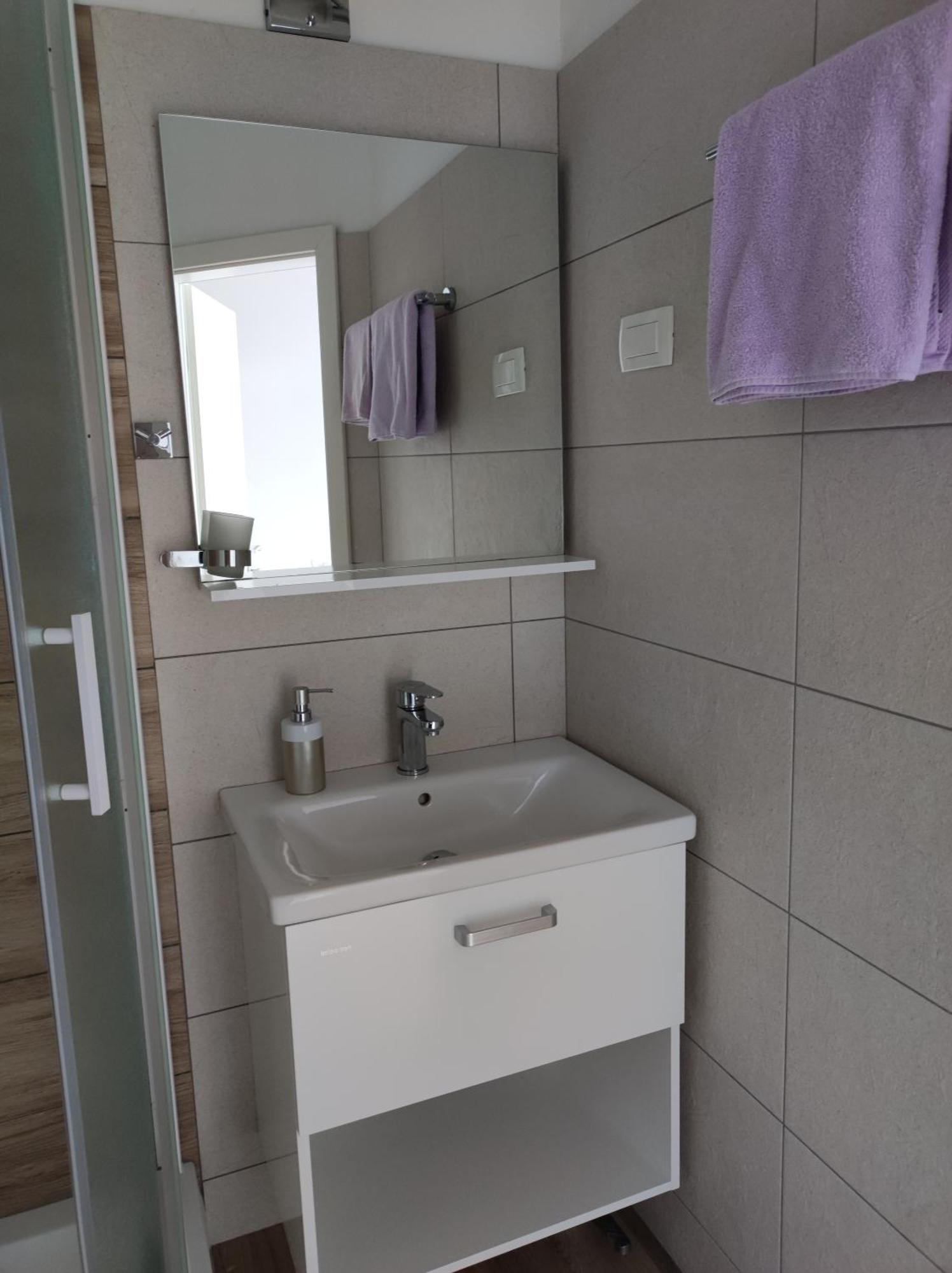Apartments Krstulja Baska  Room photo