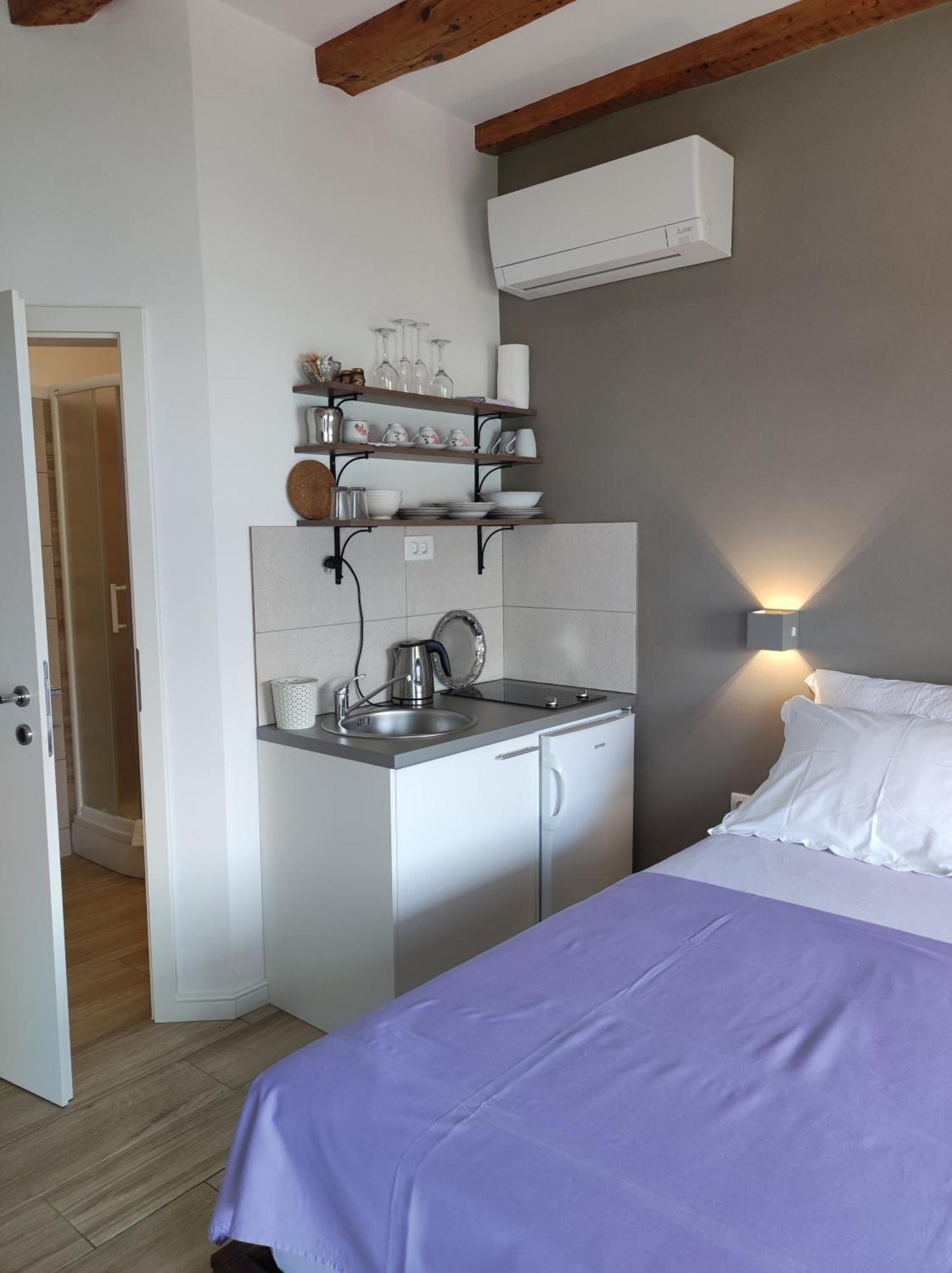 Apartments Krstulja Baska  Room photo